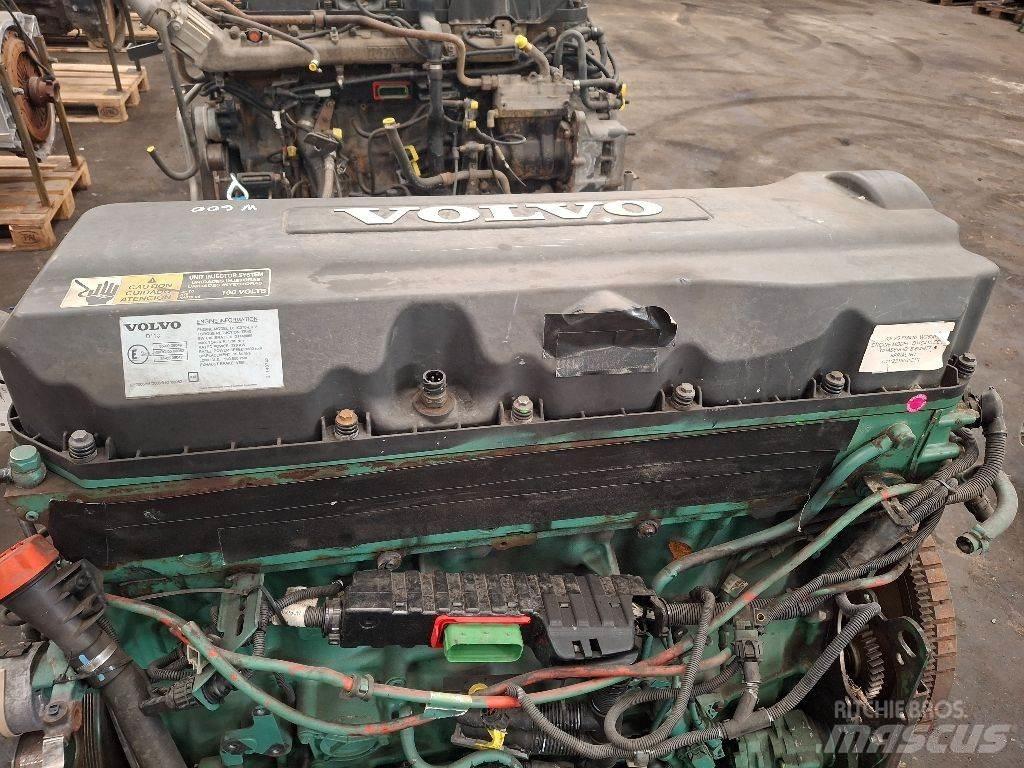 Volvo D11C370 Moottorit