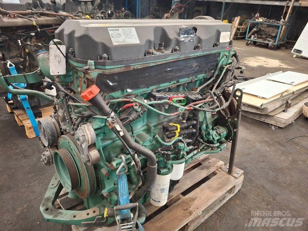 Volvo D11C370 Moottorit