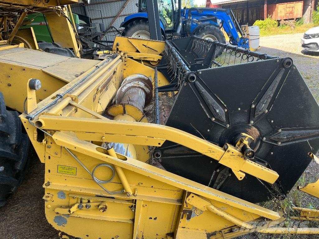 New Holland 8030 Leikkuupuimurit