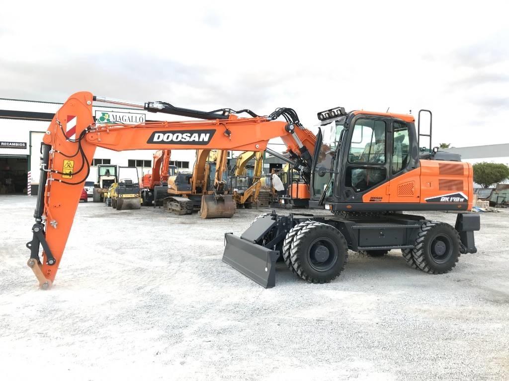 Develon DX 170 W-7 Pyöräkaivukoneet