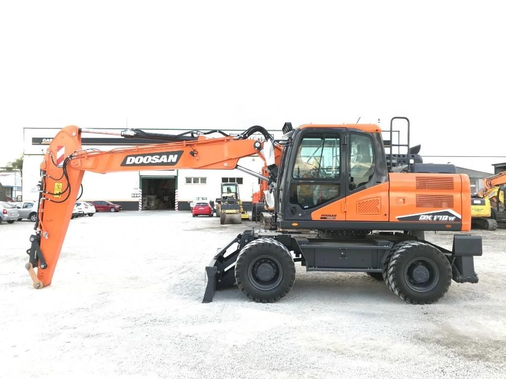 Develon DX 170 W-7 Pyöräkaivukoneet