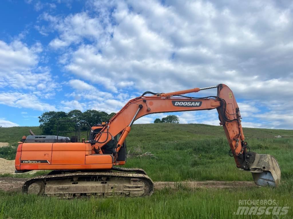 Doosan DX 300 LC Telakaivukoneet