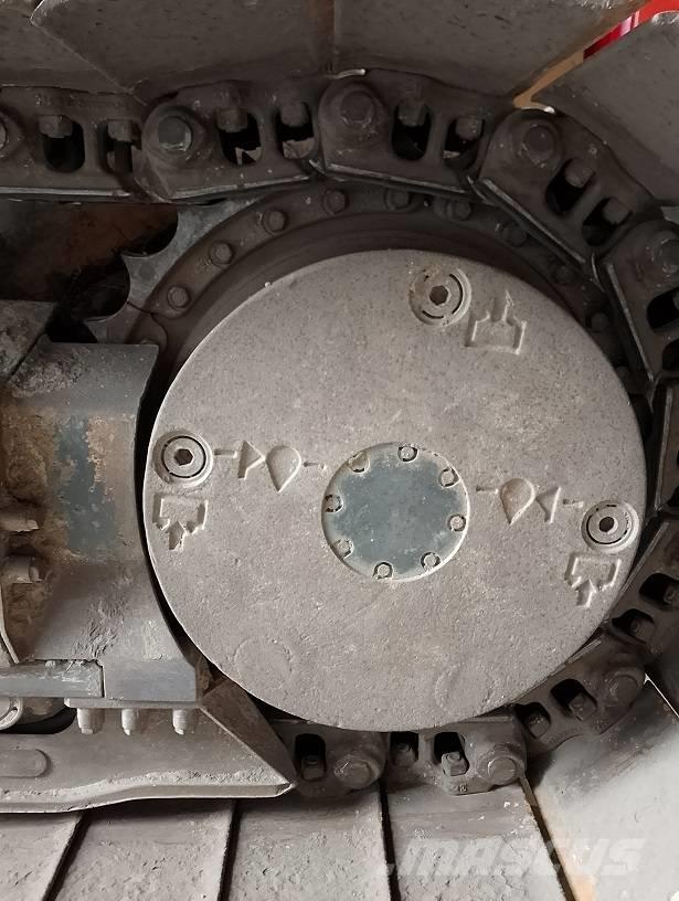 Liebherr PR 726 LGP Telaketjupuskutraktorit