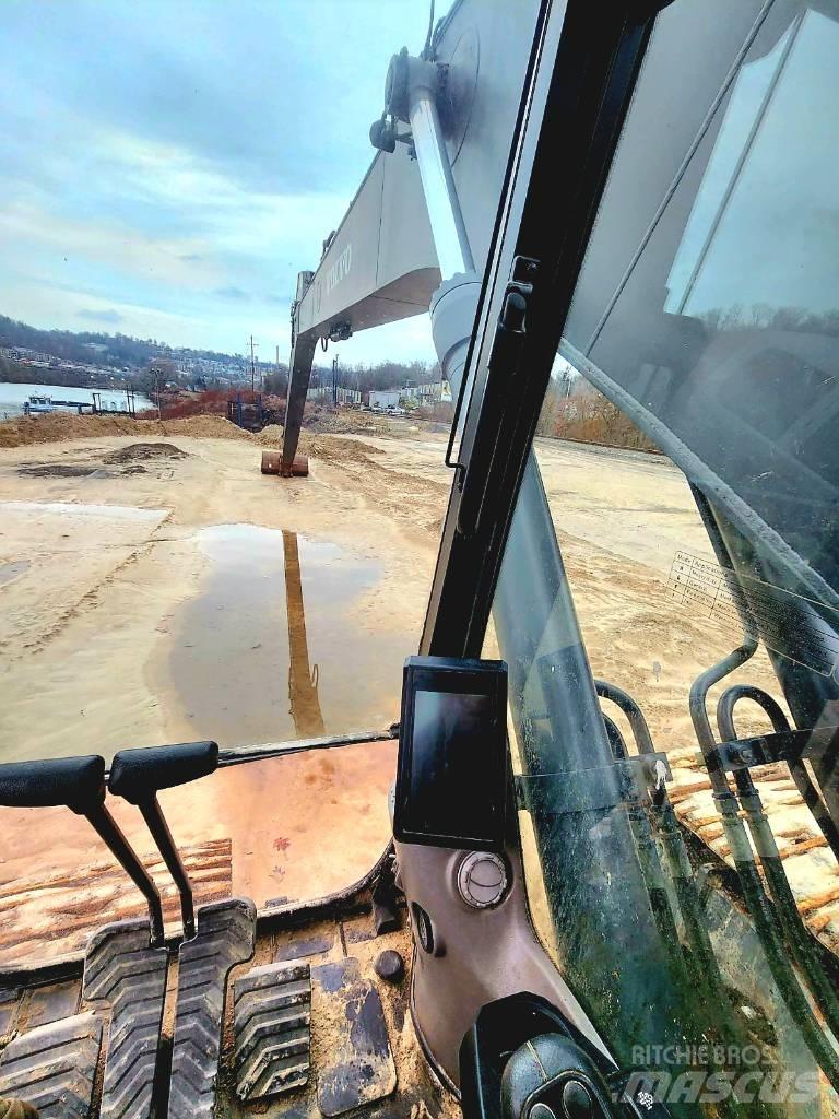 Volvo EC300ELR Telakaivukoneet