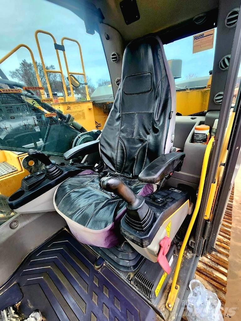 Volvo EC300ELR Telakaivukoneet