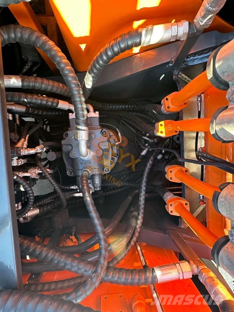 Doosan DX 225 LCA Telakaivukoneet