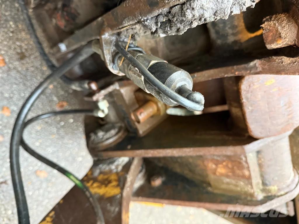 CAT 928F Pyöräkuormaajat