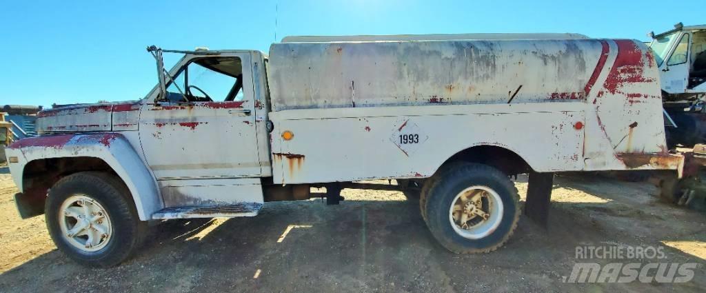 Ford F 600 Säiliöautot