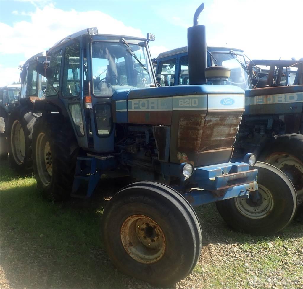 Ford 8210 Traktorit