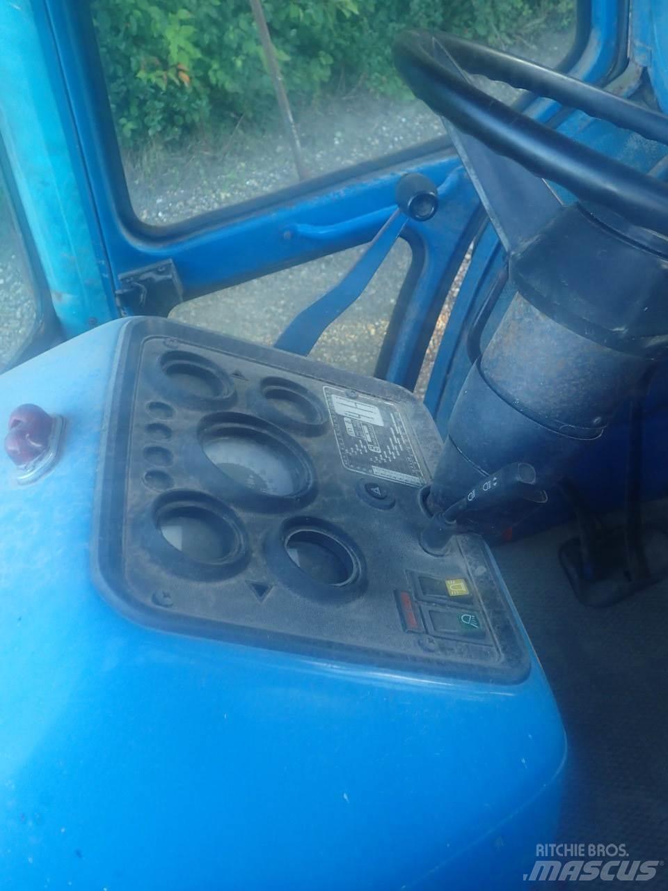 Ford 8210 Traktorit