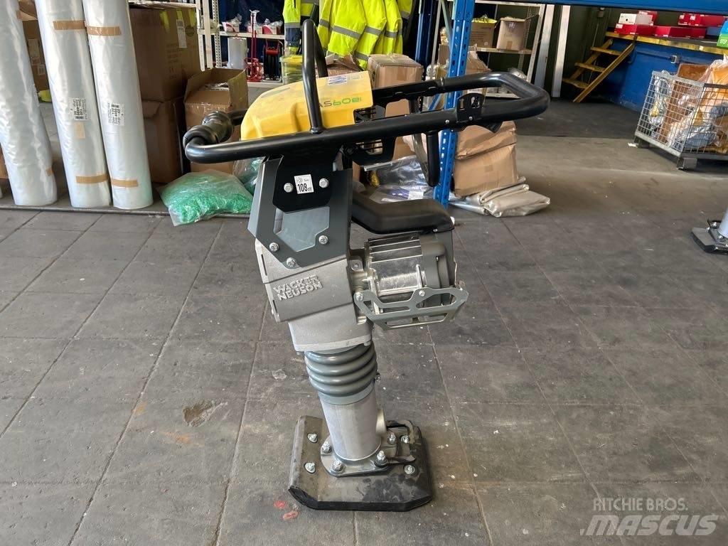 Wacker Neuson AS60e Täryvasarat