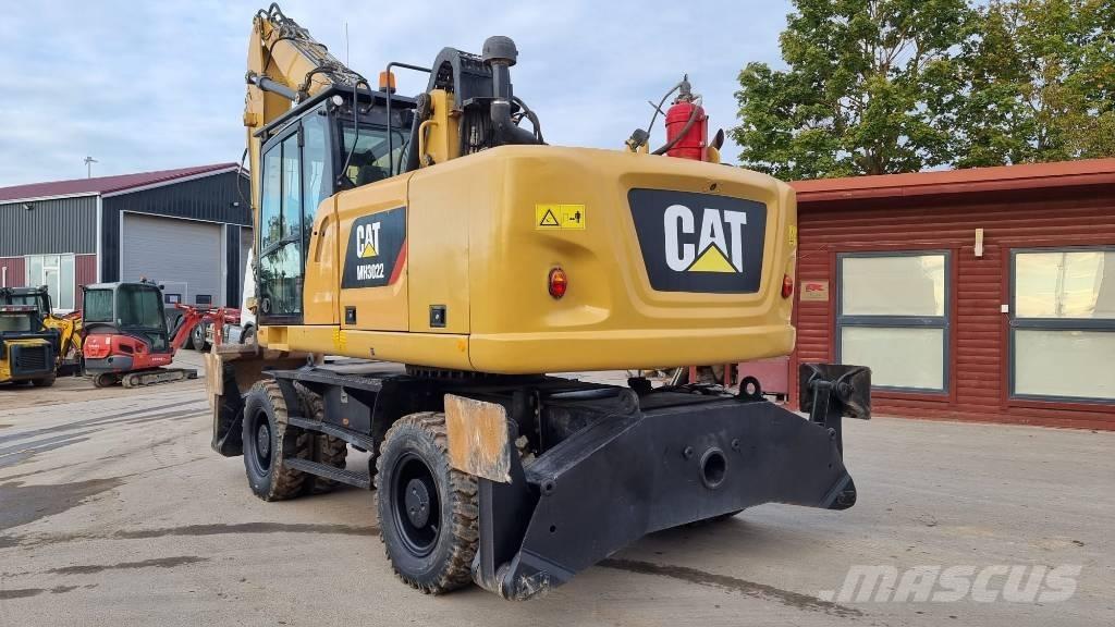 CAT MH 3022 Jätteenkäsittelijät