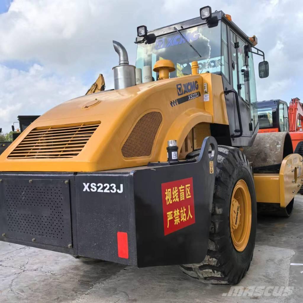 XCMG xs223j Yksivalssijyrät