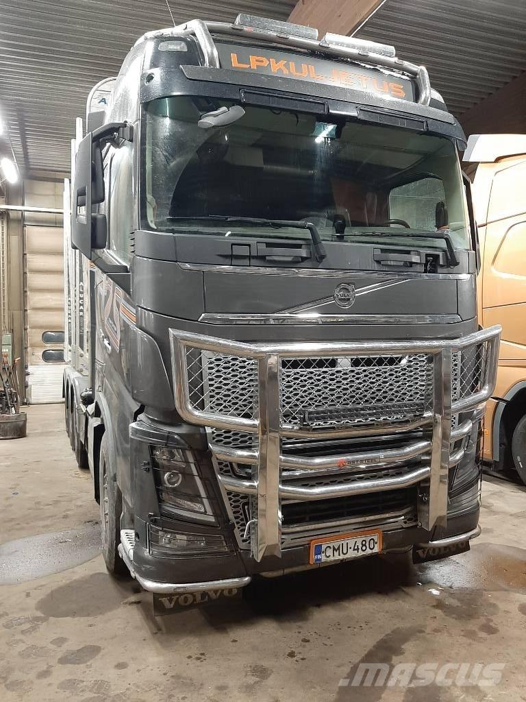 Volvo FH 16 Puuautot