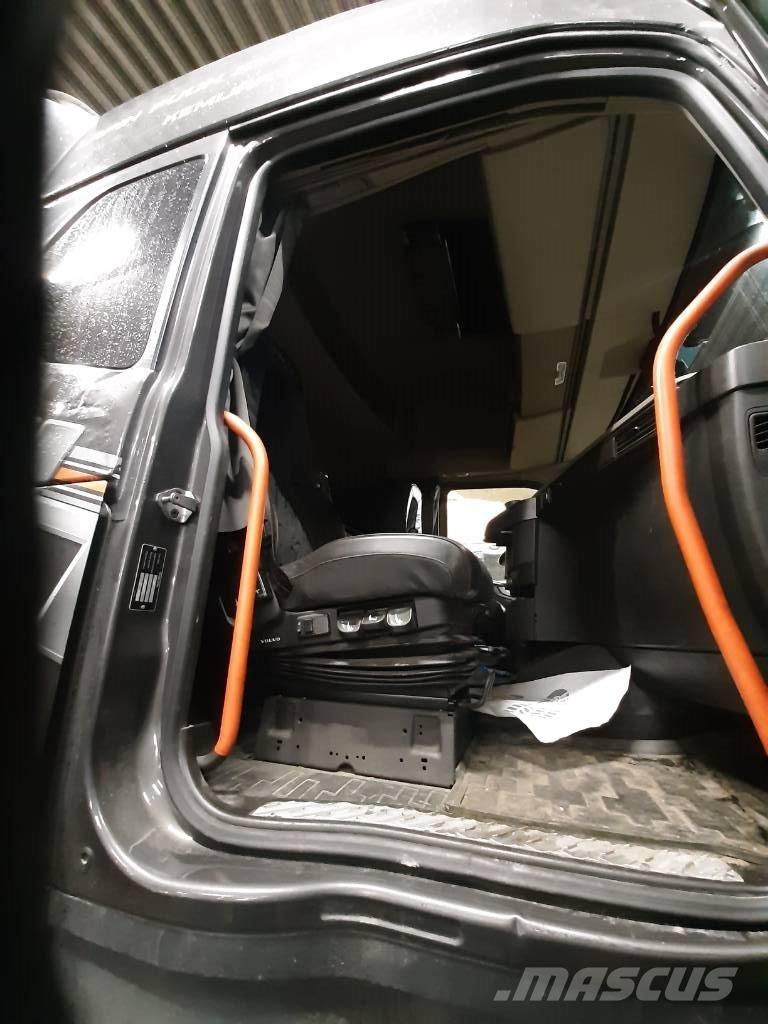Volvo FH 16 Puuautot