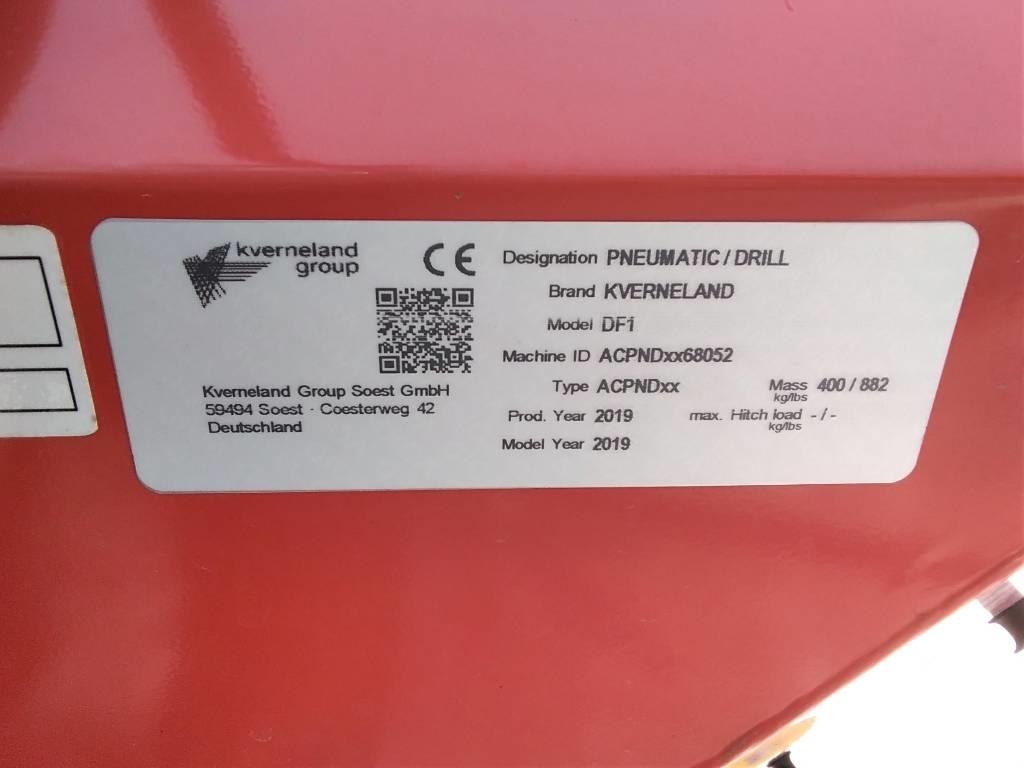 Kverneland DF1 Lannoitteenlevittimet