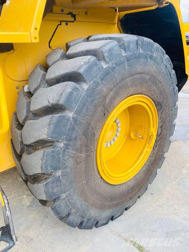CAT 926m Pyöräkuormaajat