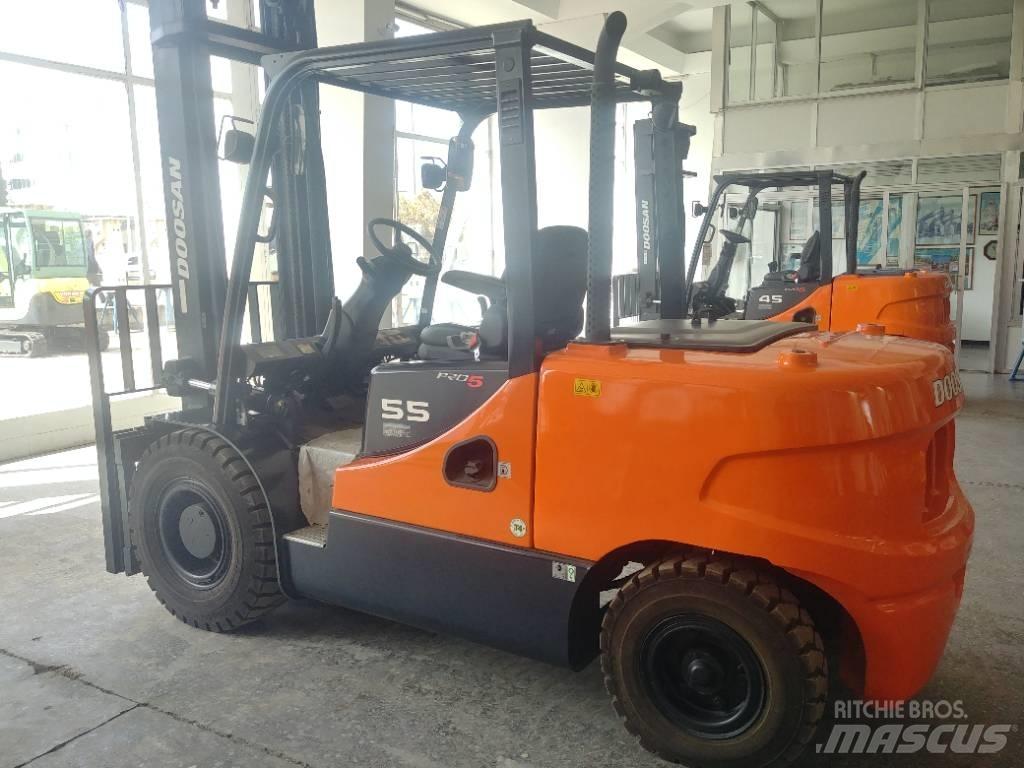 Doosan D55 SC-5 Dieseltrukit
