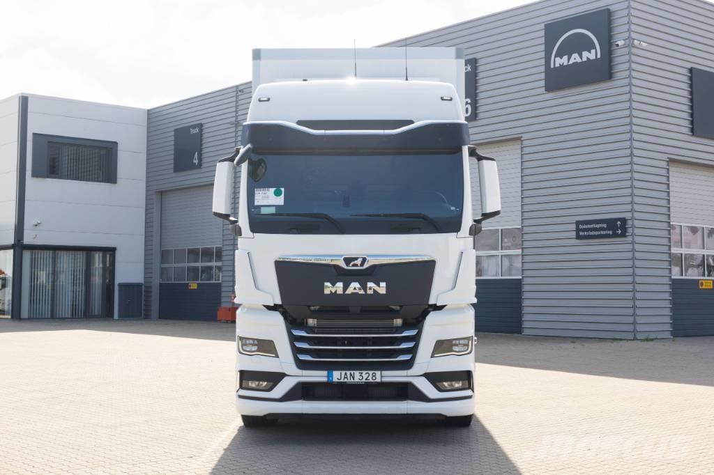 MAN TGX 26.520 6x2-4 Umpikorikuorma-autot