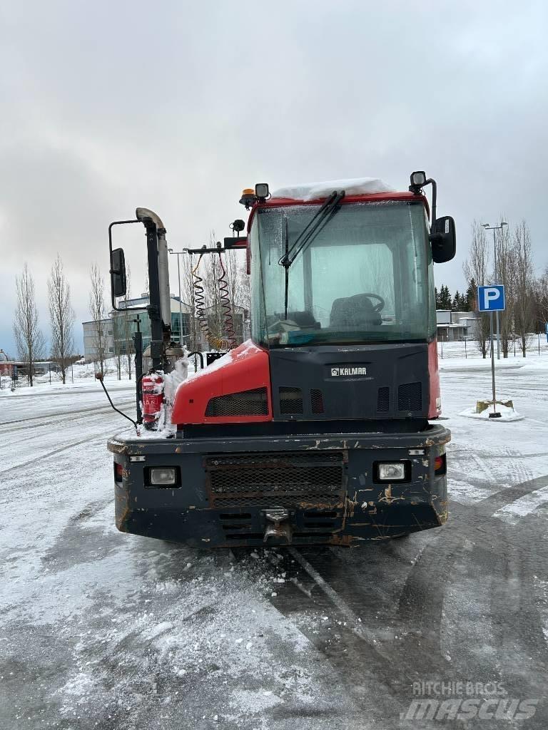 Kalmar TR618i Terminaalitraktorit