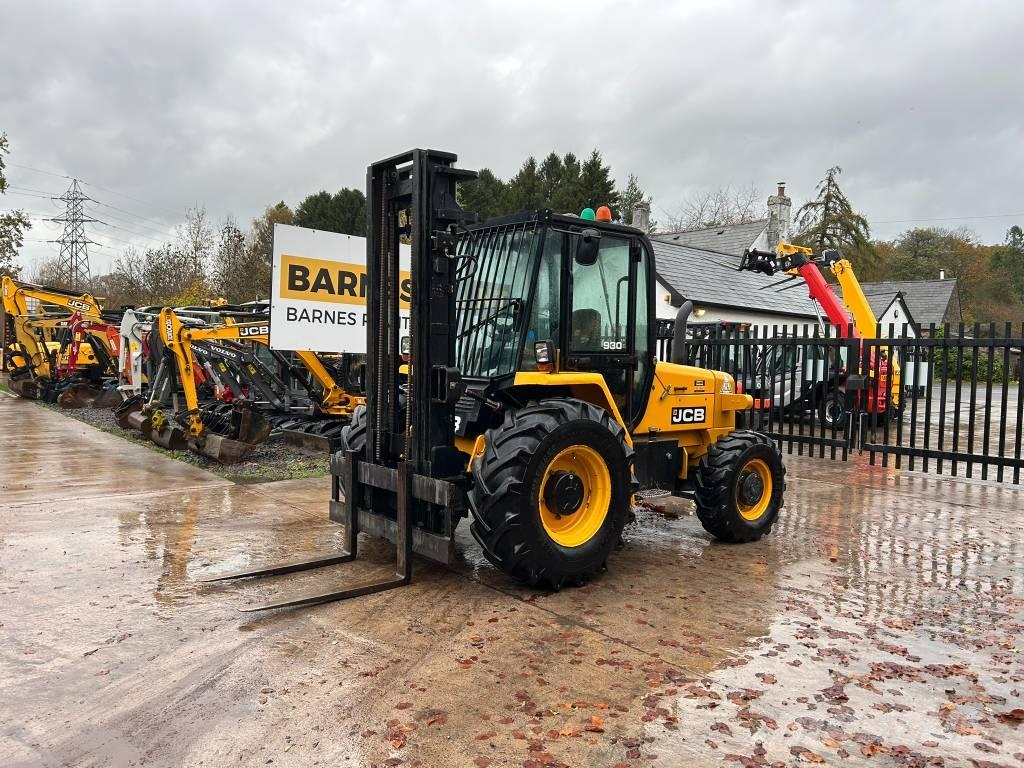JCB 930 RTFL Maastotrukit