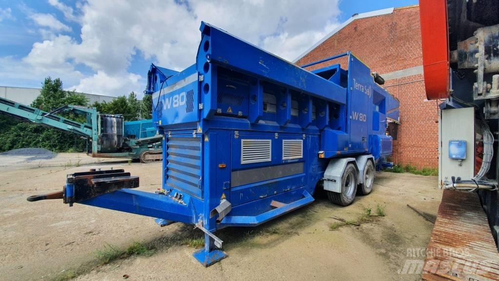Terra Select W80 Moottorit ja vaihteistot