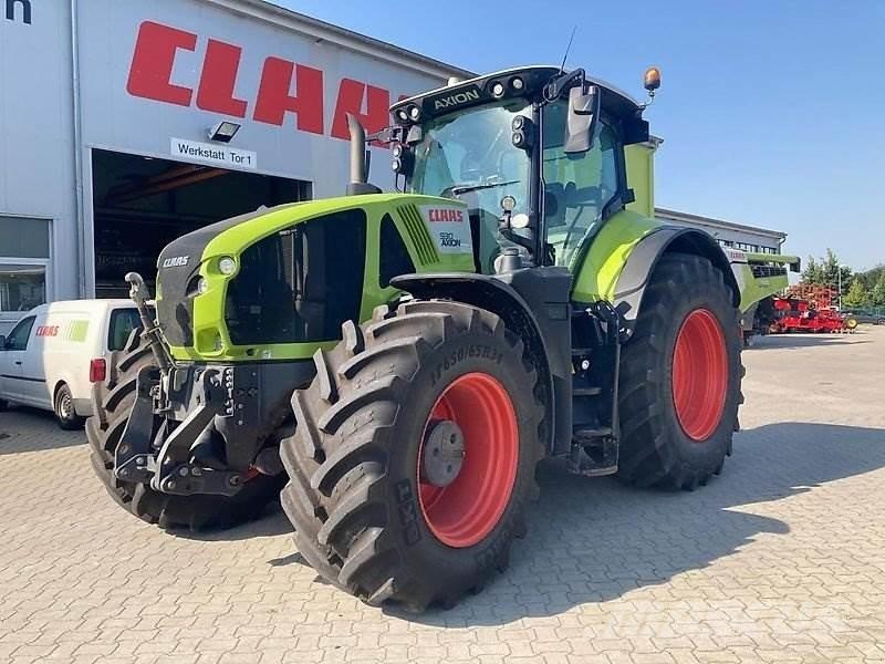 CLAAS Axion 930 Traktorit