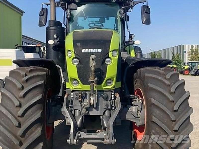 CLAAS Axion 930 Traktorit