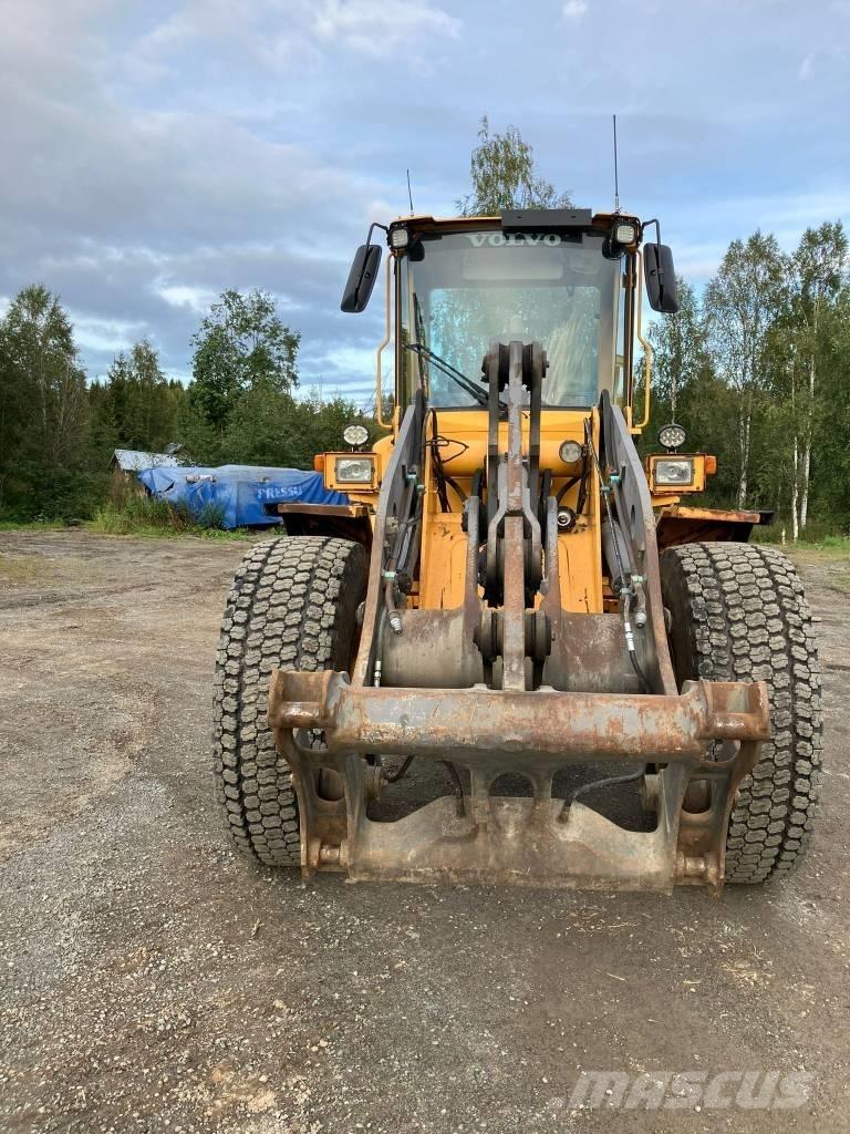 Volvo L 70 D Pyöräkuormaajat