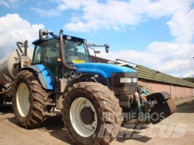 New Holland TM 165 Traktorit