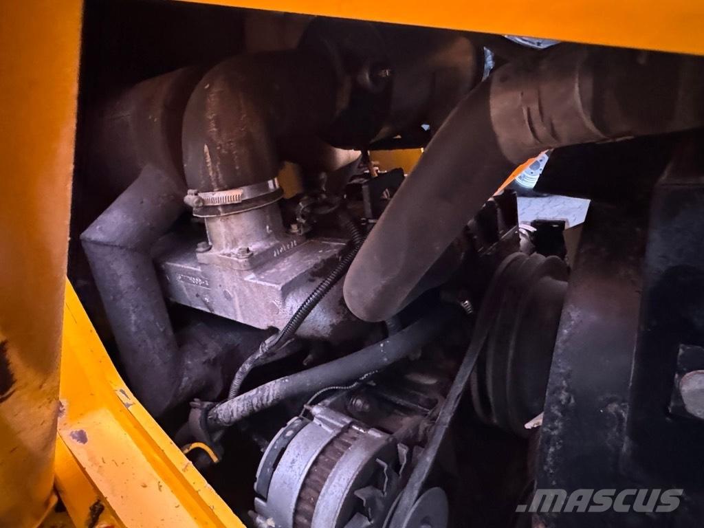 JCB 2 CX Airmaster Pyöräkuormaajat