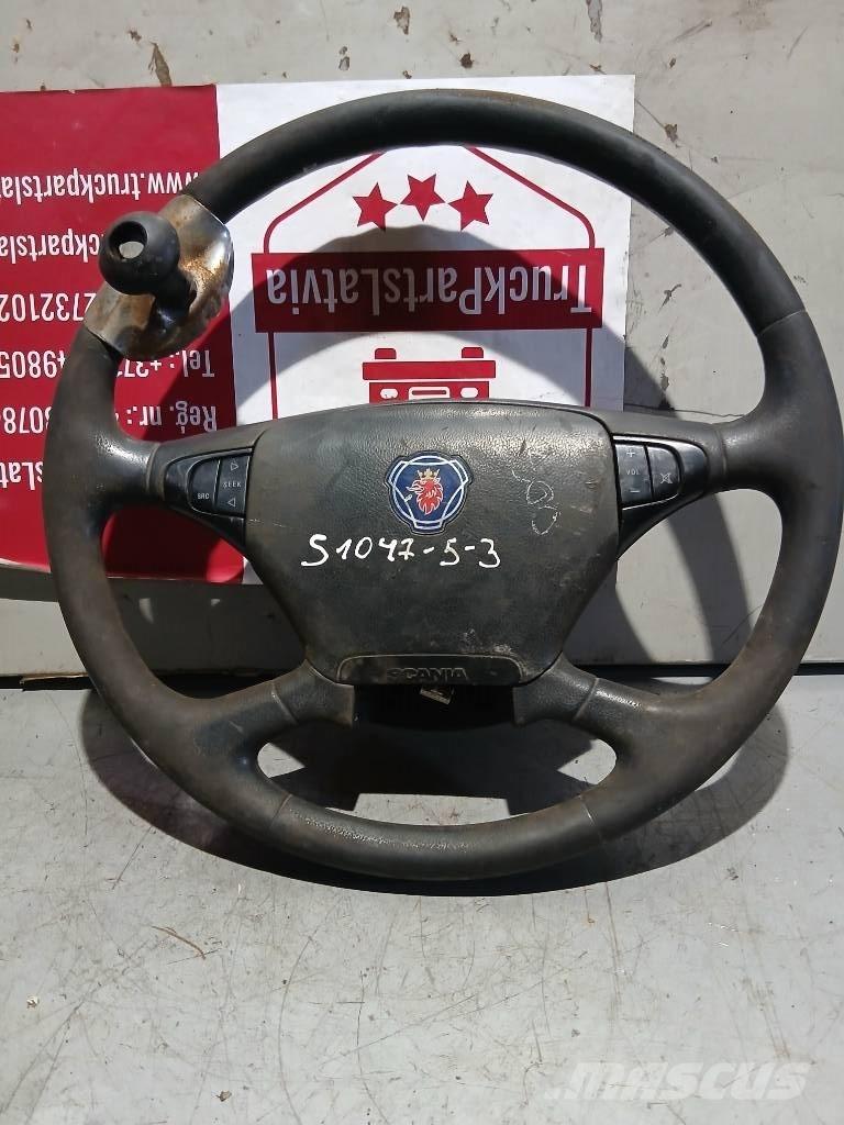 Scania P 420    1495393 Ohjaamot ja sisustat