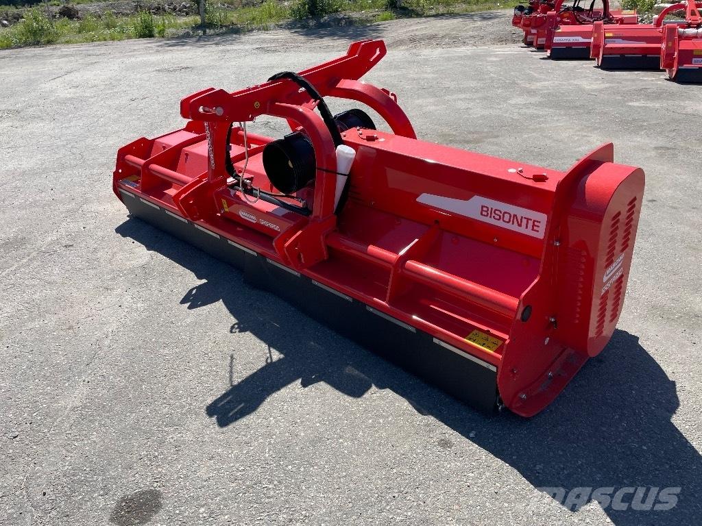 Maschio Bisonte 300 Kesantoleikkurit ja -murskaimet