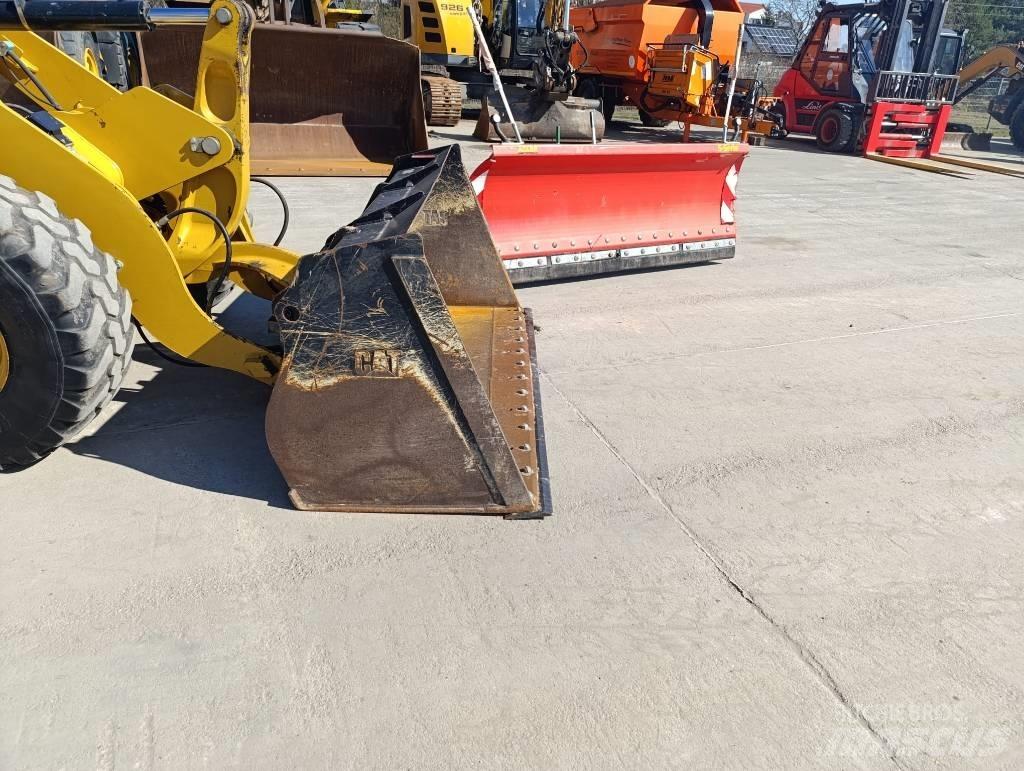CAT 907 H 2 Pyöräkuormaajat