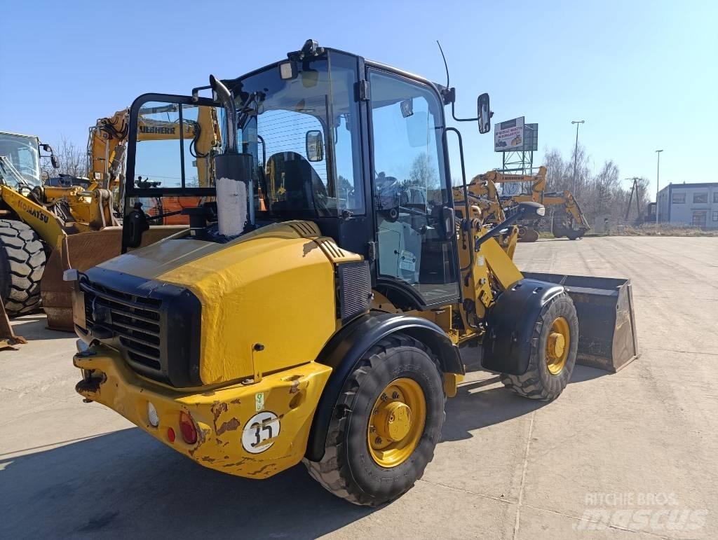 CAT 907 H 2 Pyöräkuormaajat