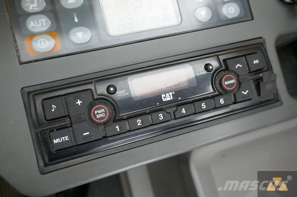 CAT 325F LCR Telakaivukoneet