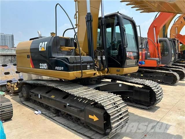 CAT 320 D Telakaivukoneet