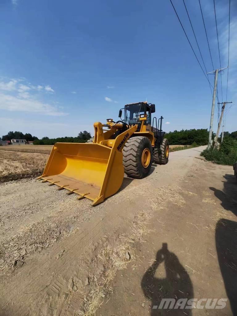 Komatsu WA 470-3 Pyöräkuormaajat