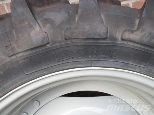 Michelin 13.6/38 Renkaat ja vanteet