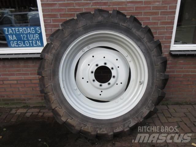 Michelin 13.6/38 Renkaat ja vanteet