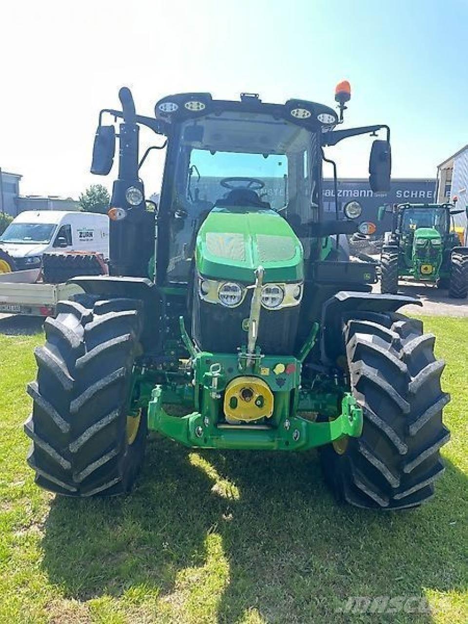 John Deere 6120m Traktorit