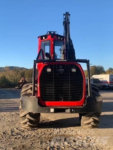 Komatsu 901 Harvesterit