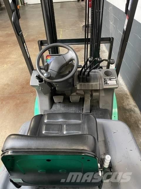 Mitsubishi FG 15 N Nestekaasutrukit