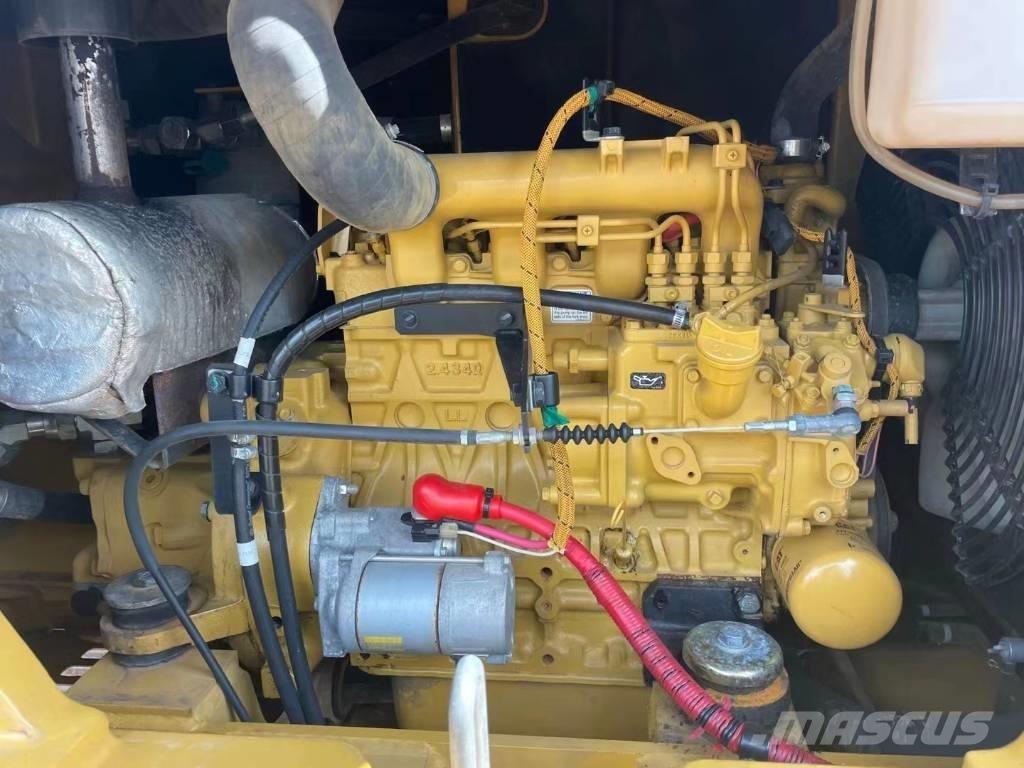 CAT 305.5E2 Minikaivukoneet < 7t