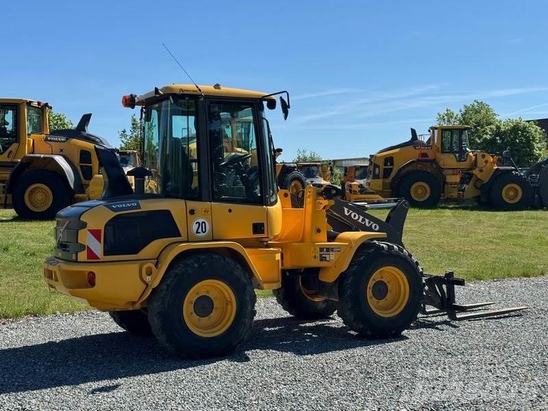 Volvo L 35 G Pyöräkuormaajat
