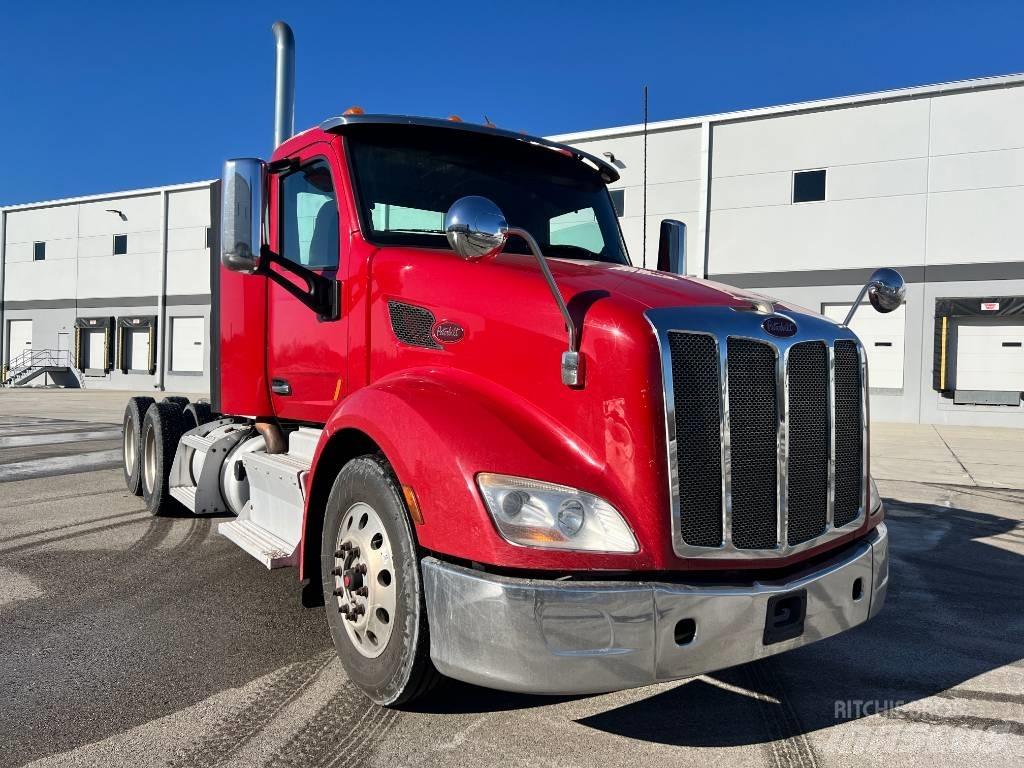 Peterbilt 579 Vetopöytäautot