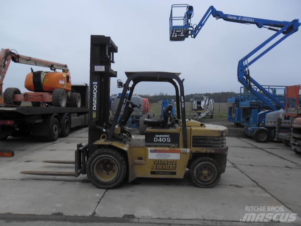 Daewoo Doosan D 40S Dieseltrukit