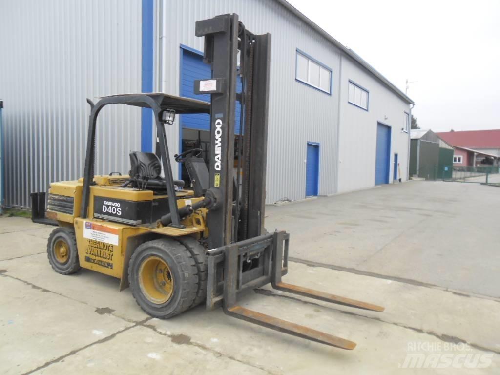 Daewoo Doosan D 40S Dieseltrukit