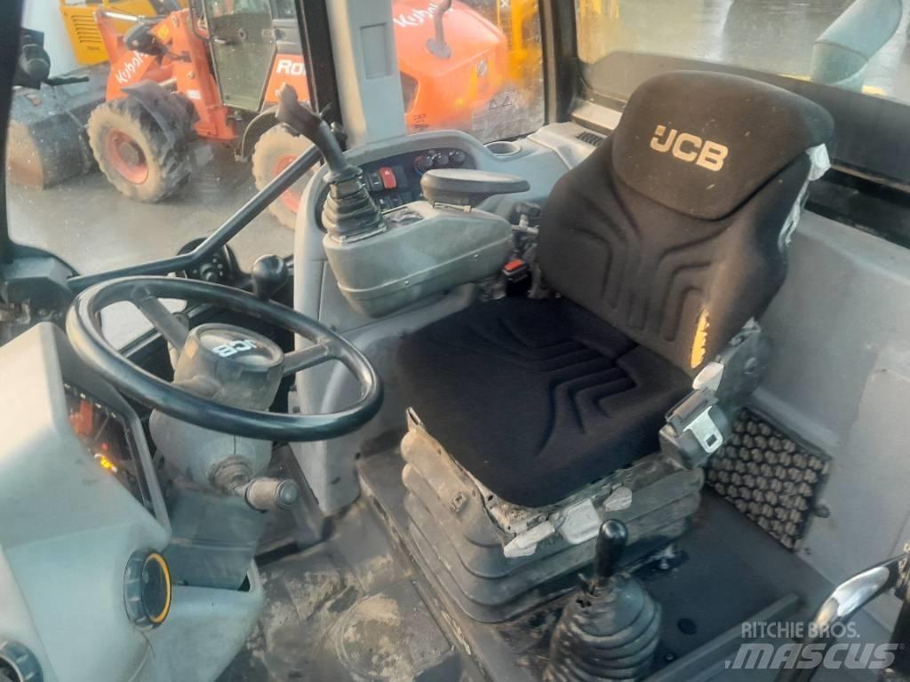 JCB TM 320 Maatalouskurottajat
