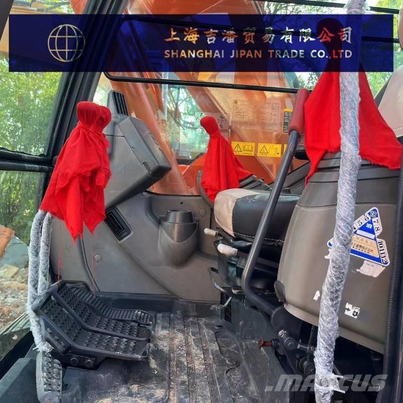 Hitachi ZX 135 Midikaivukoneet 7t - 12t